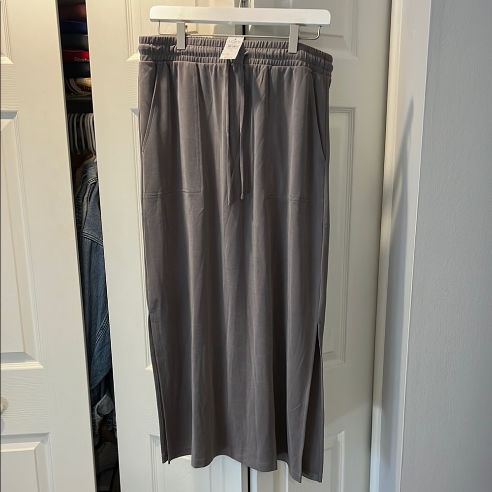 LOFT Outlet Gray Soft Midi Skirt